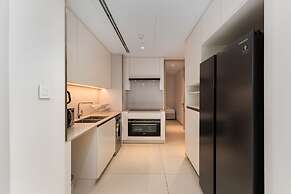 Luxe Address JBR 3BR Maid w Beach Access