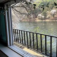 Mirinae Lakeside Marine Villa