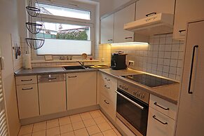 Stylish Ground-floor Stay