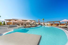 Amethyst Luxury Suites - Oia Junior Suite