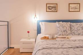 Cinque Giornate 70 Suites by Rent all Como