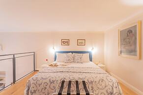 Cinque Giornate 70 Suites by Rent all Como