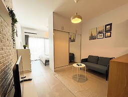 Caesar Blue Seaside Luxury Apartments