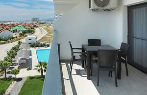 Caesar Blue Seaside Luxury Apartments