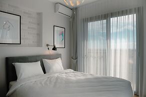 Caesar Blue Seaside Luxury Apartments