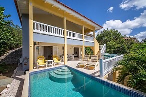 Tropical Twilight Haven Unwind in Style
