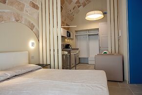 Iris Apartments