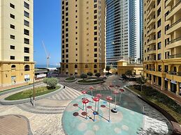 Cozy 1BR at Bahar with great view