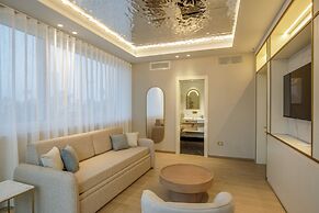Ambasciatori Suite Hotel