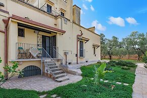 Nella Apartment With Pool