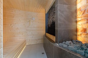 Comfortable Apartment, Indoor Pool, Sauna