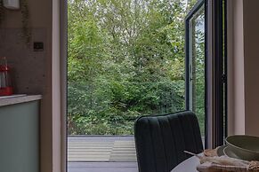 Cottage Cwtch