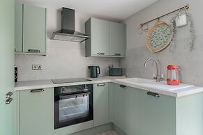 Cottage Cwtch