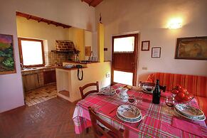 Farmhouse in Castiglione Dorcia