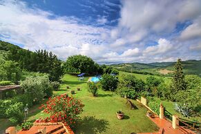 Farmhouse in Castiglione Dorcia