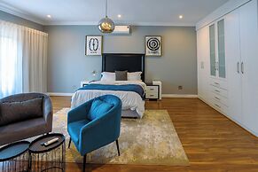Adinkra Boutique Hotel