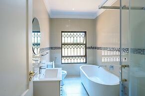 Adinkra Boutique Hotel