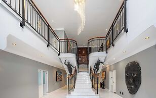 Adinkra Boutique Hotel