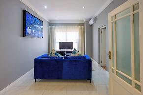 Adinkra Boutique Hotel
