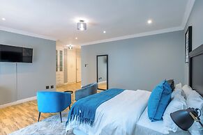 Adinkra Boutique Hotel