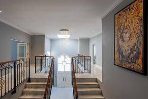 Adinkra Boutique Hotel
