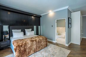 Adinkra Boutique Hotel