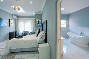 Adinkra Boutique Hotel