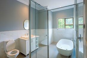 Adinkra Boutique Hotel