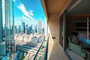 Peaceful Studio with Burj Khalifa View