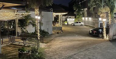 Iyara Boty Resort
