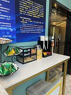 Dequan Chaoyang Park Hotel