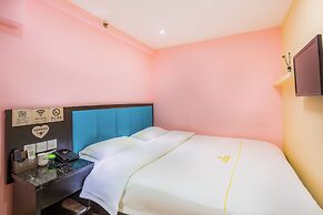 Dequan Railway Station Hotel