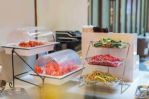 Dequan Luxury HuaYuan Hotel