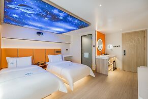 Dequan Luxury HuaYuan Hotel