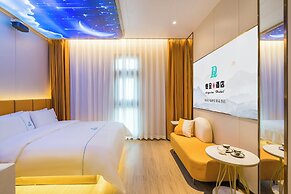 Dequan Luxury WangJing Hotel