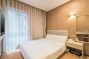 Dequan Guangwai Hotel