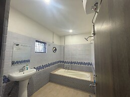 Hotel Mayuree Plaza