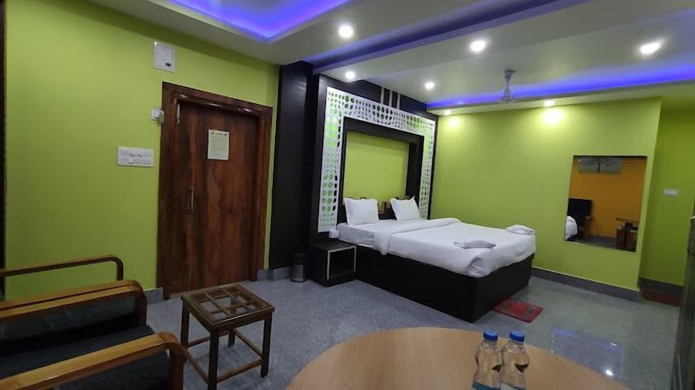 Hotel Mayuree Plaza