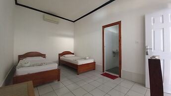 Hotel Bajo
