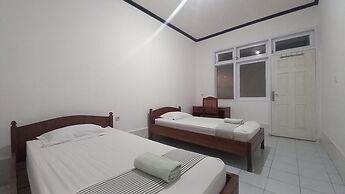Hotel Bajo