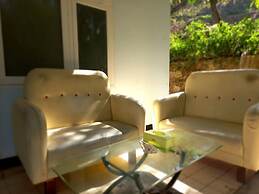 Hotel Bajo