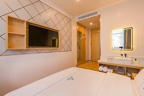 Dequan Guanzhuang Hotel