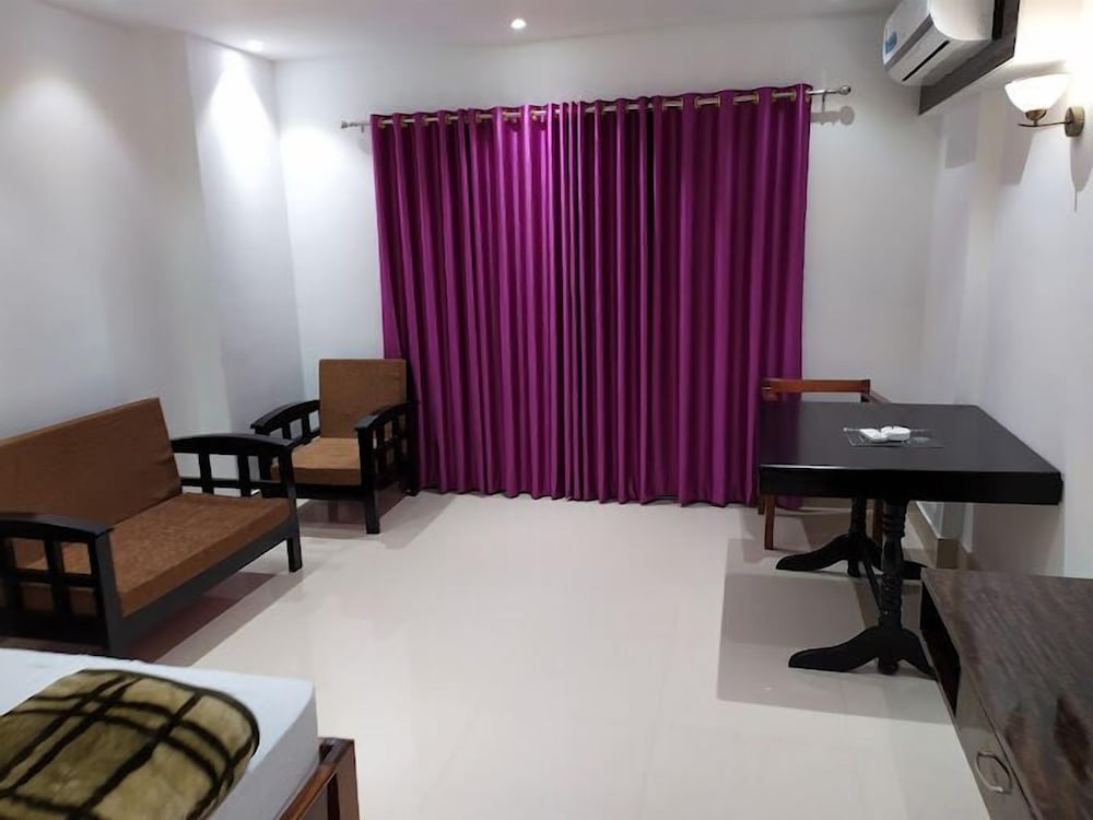 Hotel Living Hub