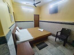 Dear Hotel