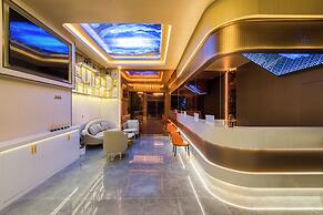 Dequan Luxury CBD Hotel