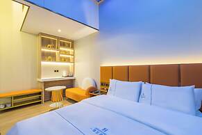 Dequan Luxury CBD Hotel