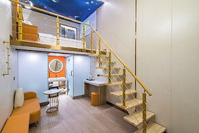 Dequan Luxury CBD Hotel