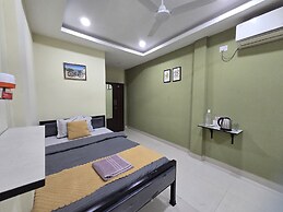 The Gulmohar Inn