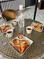 The Gulmohar Inn