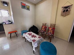 The Gulmohar Inn
